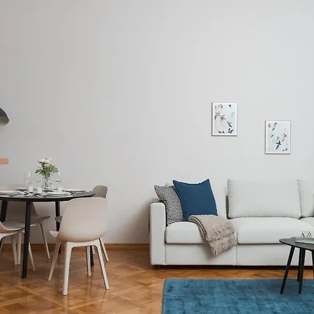 Airstay Vinohrady Praga